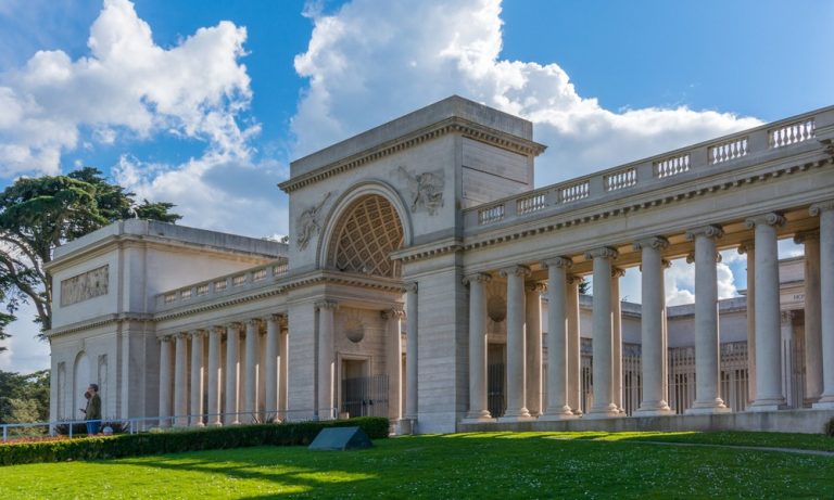 J-P Conte Joins 220 Guests at FAMSF’s Elegant Evening in the Court of Honor